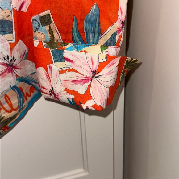 NWOT Le Superbe Kahuna Ruffle Front Tux Shirt in the Red Aloha 2 - Picture 7 of 8